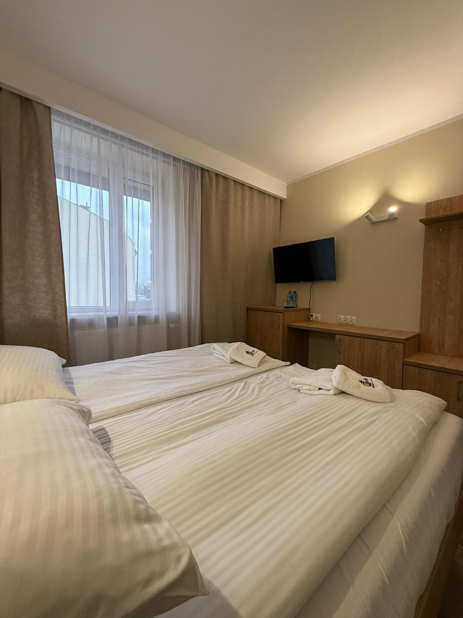 Hotel Tm Radom Extérieur photo